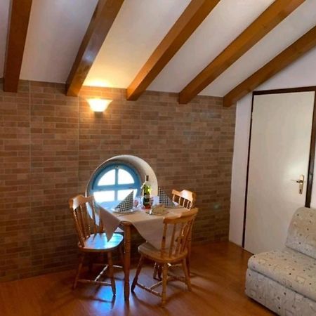 Lovely Studio Apartments Mali Raj Vrsar Exterior foto
